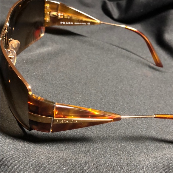 Prada men’s sunglasses - Picture 4 of 7